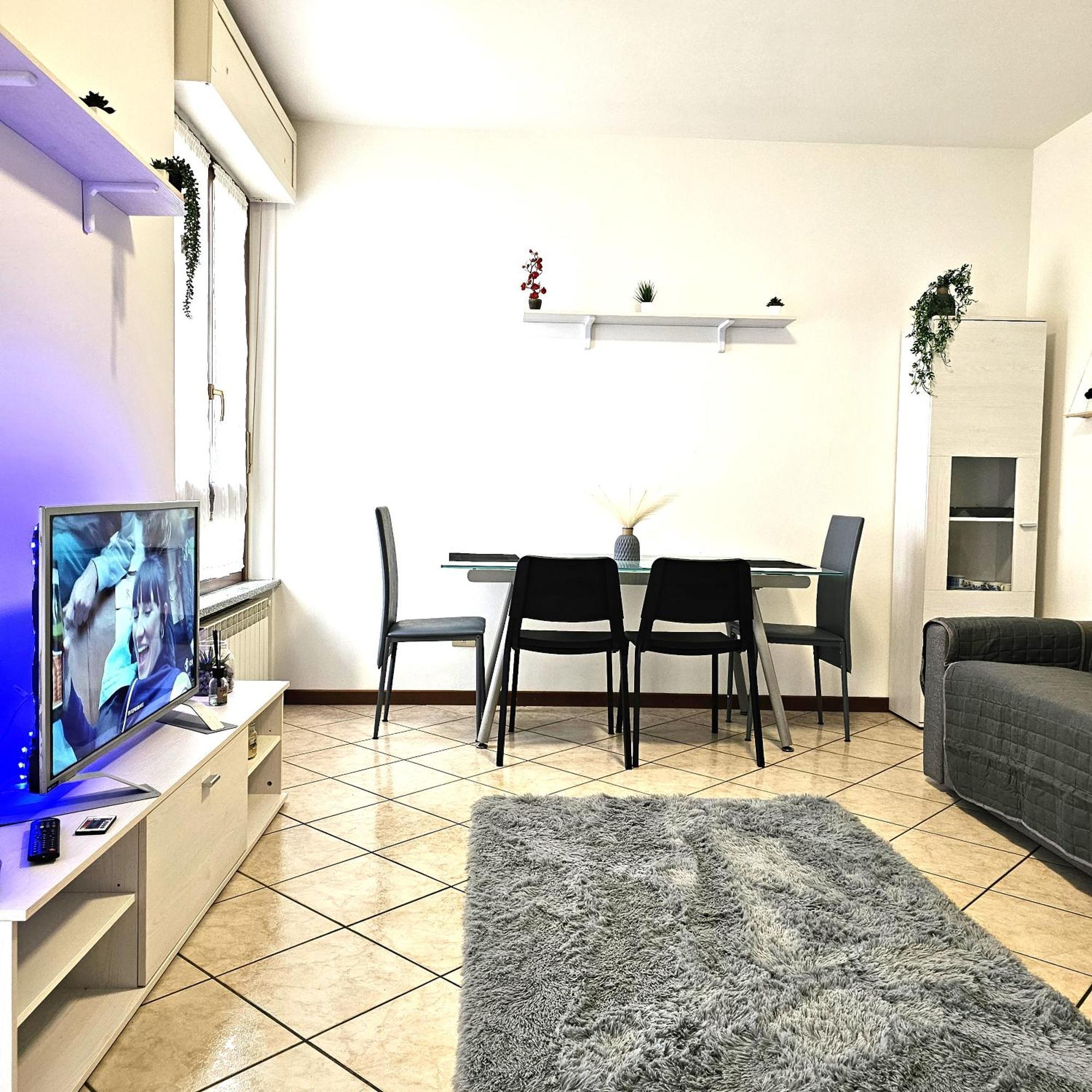 Appartamento Moderno Галарате Екстериор снимка