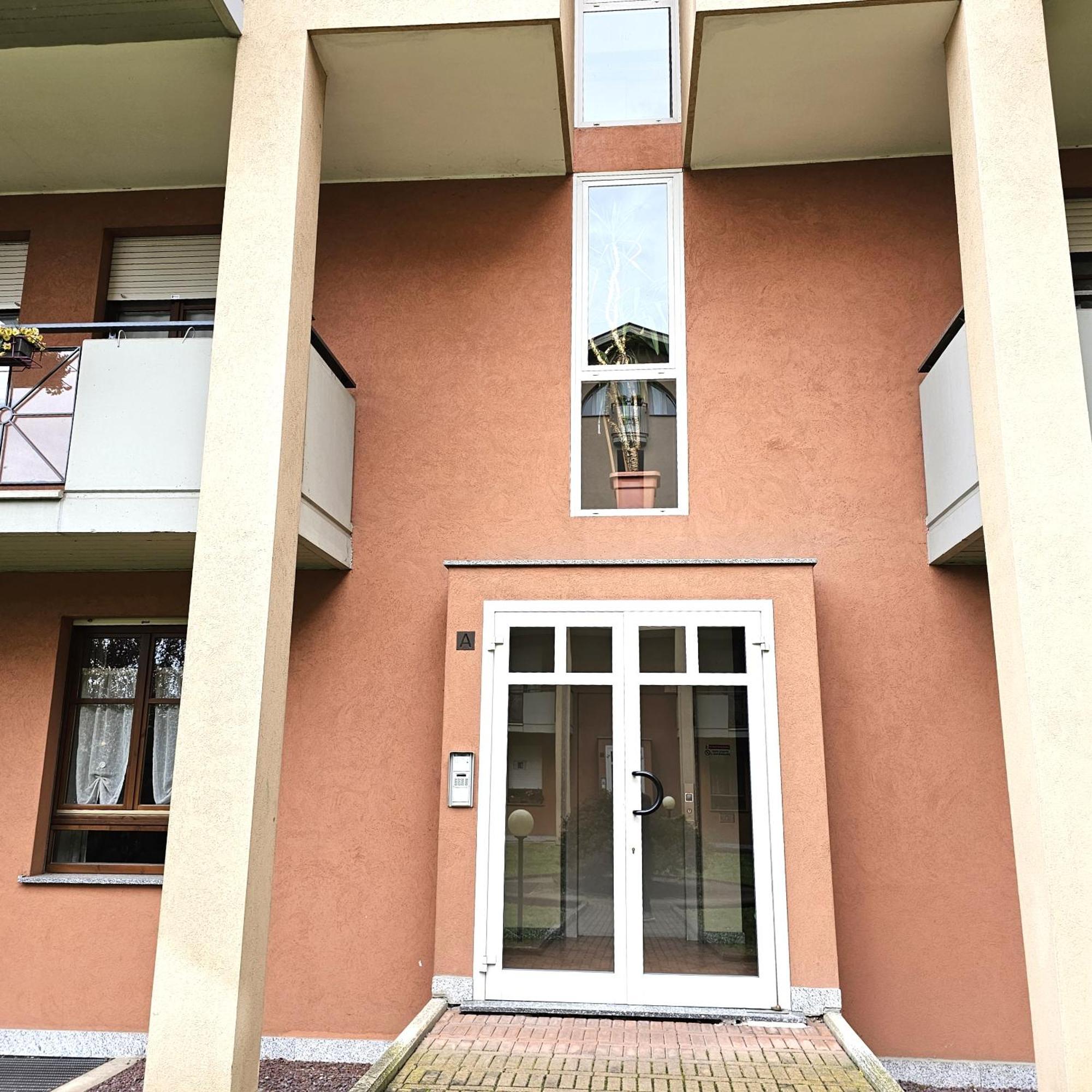 Appartamento Moderno Галарате Екстериор снимка
