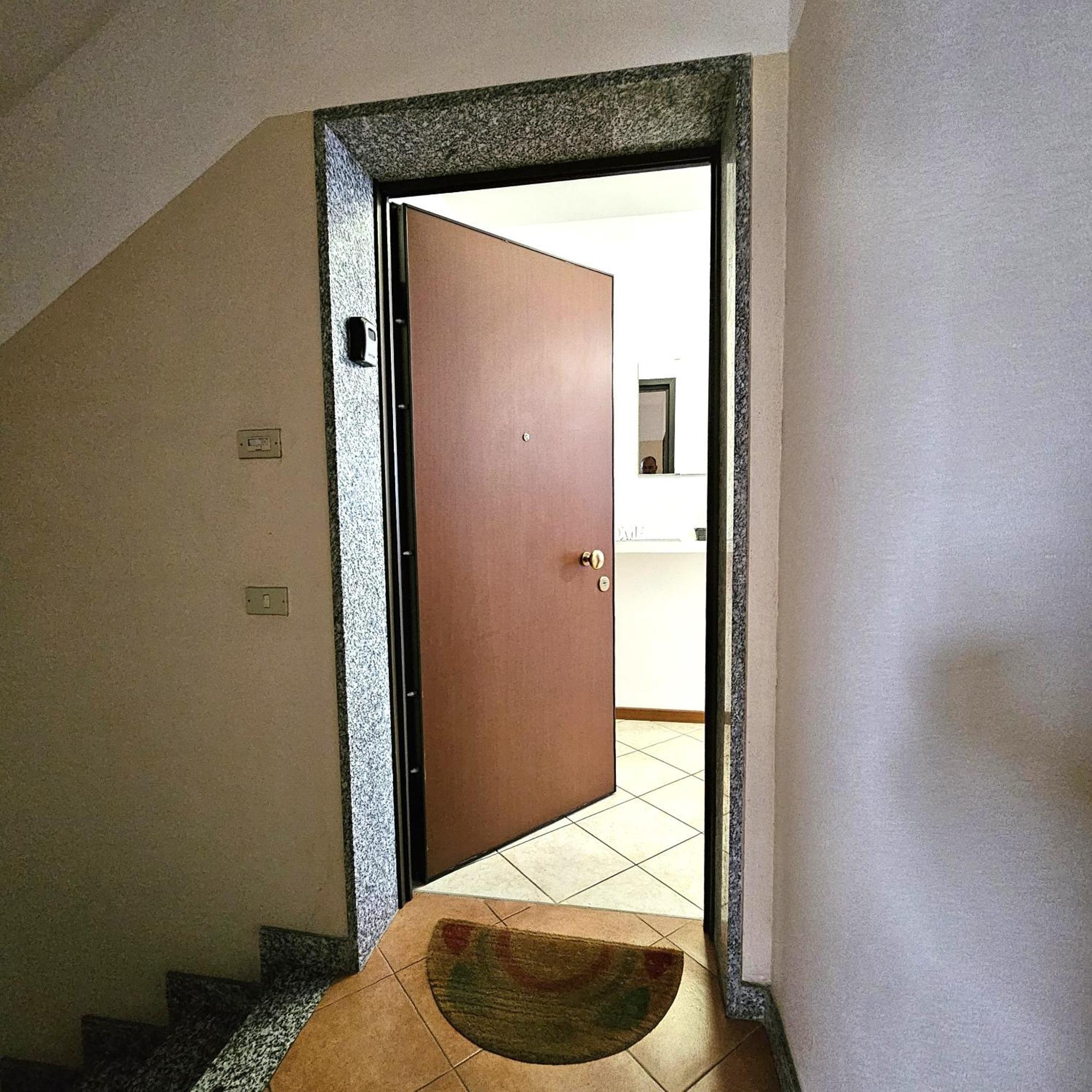 Appartamento Moderno Галарате Екстериор снимка